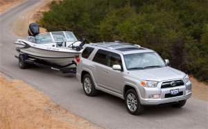 2012-Toyota-4Runner-Limited-towing-a-boat.jpg