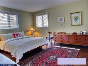 bedroom-1-2-storey-for-sale-pointe-claire-quebec-province-big-1831060.jpg