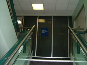 北澳州政府办公区的楼梯口.JPG